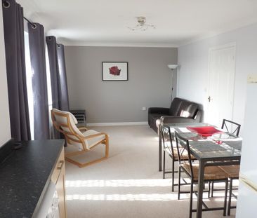 2 bedroom flat to rent - Photo 1