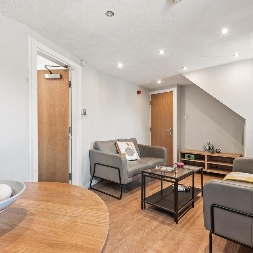 65 WOODSLEY ROAD Leeds - LS3 1DX - Photo 1