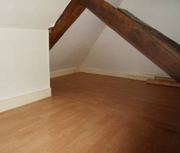 Location Appartement 1 pièce 21m² COMPIEGNE 60200 - Photo 2