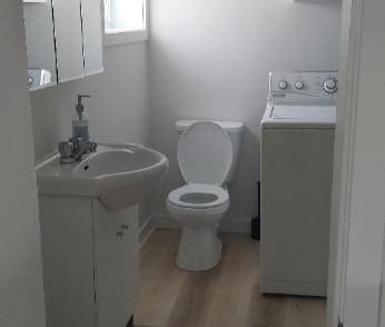 3 et demi Farnham. rénové, moderne, droit au chat, proche de tout ! - Photo 4