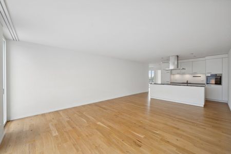 "Modern living with a far-reaching view – 2.5-room apartment in Birsfelden" - Photo 3