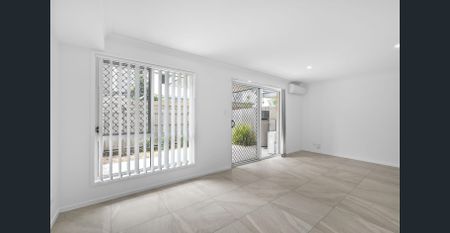 Stylish, Comfortable, and Quiet Boondall Townhouse - Photo 2