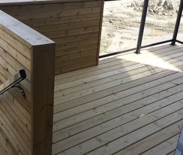 Lowest price ever..Few years old 2 bdrms plus den Townhouse in Cove... - Photo 2