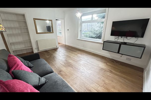 2 Bed Flat, Crewe Terrace, EH5 - Photo 1