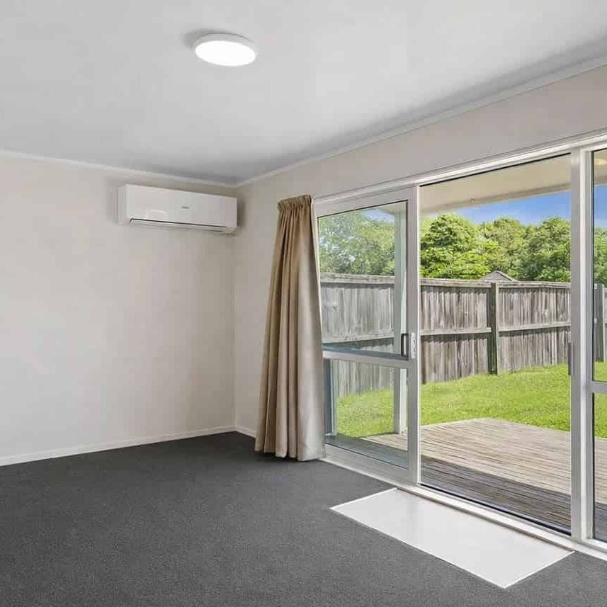 Renovated 3 Bedroom - Right next to St Bedes - Photo 1