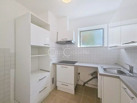 Location Appartement 3 pièces 62m² CANNES 06400 - Photo 3