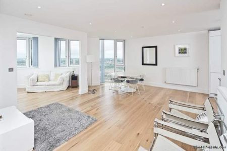 2 bedroom property to rent in London - Photo 3