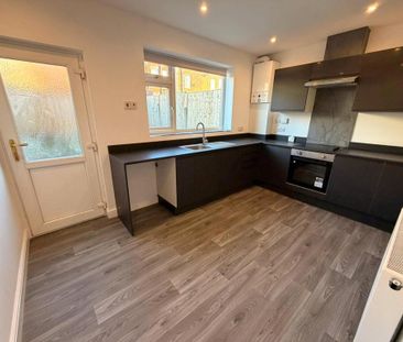 2 bedroom terraced house to rent - Photo 6