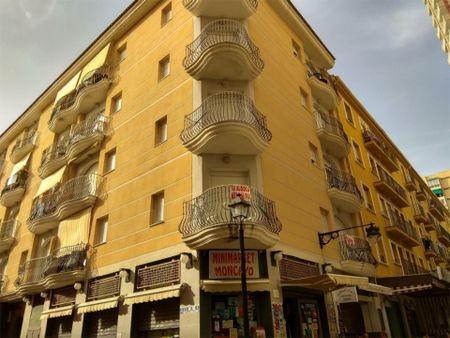 Piso de alquiler en Calle Oviedo, 29, Puerto Deportivo - Photo 2