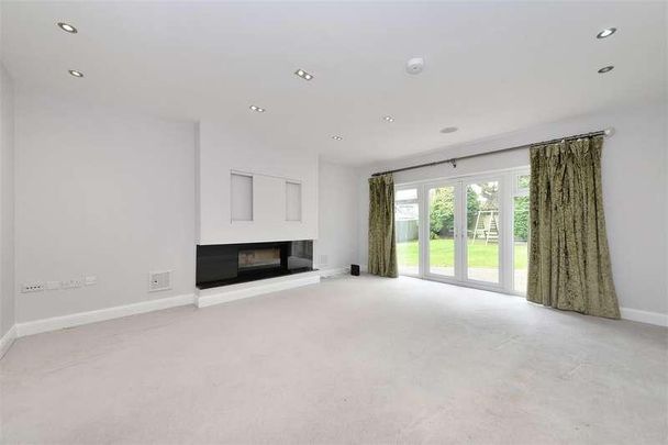 Barker Road, Sutton Coldfield, B74 - Photo 1