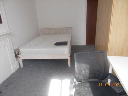 Student Properties to Let - Photo 1