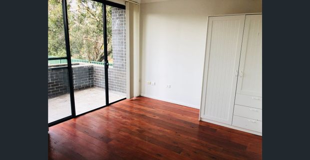 🏡 3-Bedroom House for Rent – Prime Marrickville Location - Photo 1