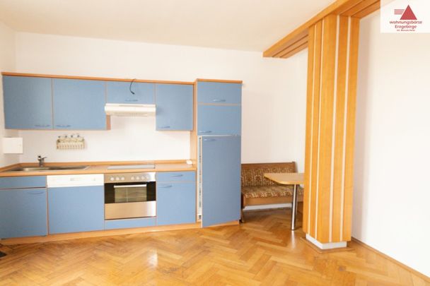 Einbauküche – 2-Raum-Wohnung – 1. Obergeschoss – Geyer!! - Photo 1