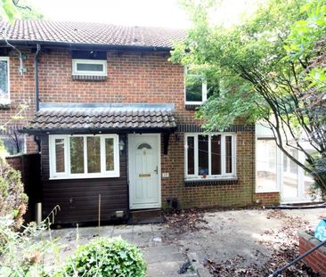Knaphill, Woking - Photo 6