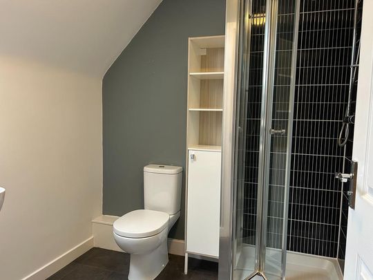 4 bedroom semi-detached house to rent - Photo 1