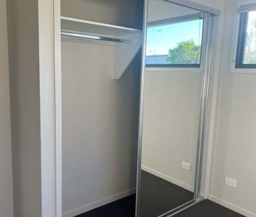 Beautiful 4-Bedroom Family Home in the Heart of Coomera - Photo 3