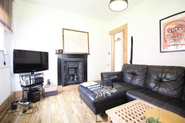 1 Bedroom Flat To Let - Photo 1