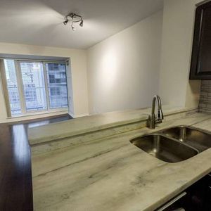 230 KING ST. E., #1205 - SPACIOUS 2BED+DEN/2BATH, LOCKER, LAUNDRY - Photo 2