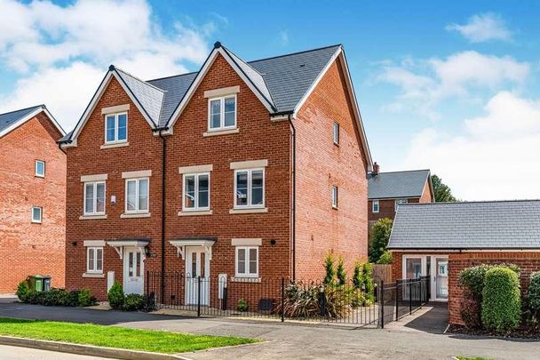 Kingsman Drive, Botley, SO32 - Photo 1