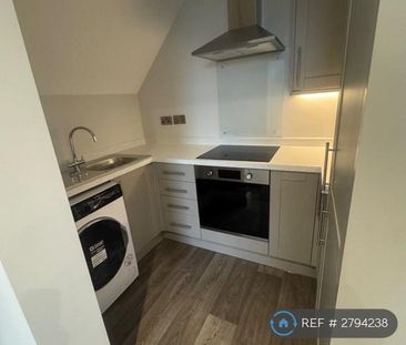 1 bedroom flat to rent - Photo 3