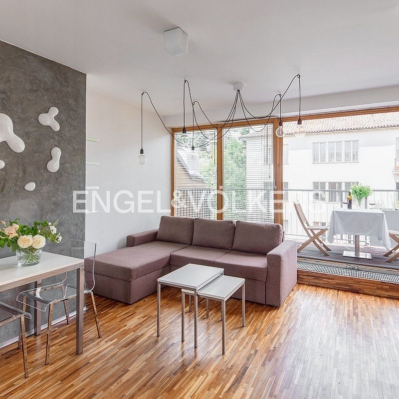 Pronájem bytu 2+kk 50 m² - Fotografie 1