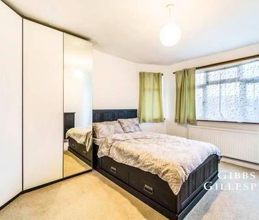 Syon Lane, Isleworth, TW7 - Photo 2