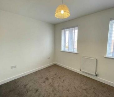 2 bedroom semi-detached house to rent - Photo 5