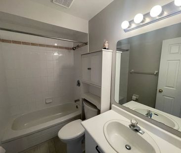 For Lease - 202 Forestglade Crescent, Hunt Club - South Keys and Ar... - Photo 3