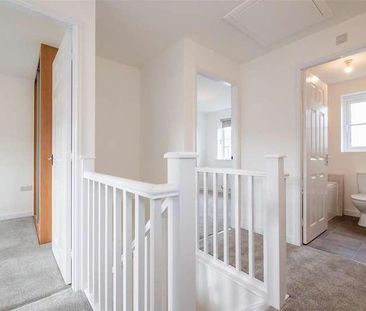 Macaulay Park, Grimsby, DN31 - Photo 4