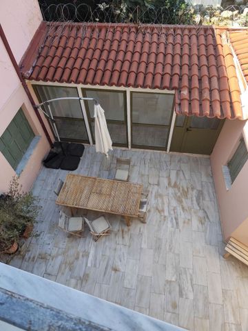 Studio/Γκαρσονιέρα για ενοικίαση Πλάκα (Ιστορικό Κέντρο) - Photo 5