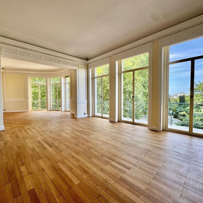 Appartement te huur in Brussel voor € 3.500 met 4 slaapkamers - Photo 1