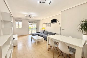 THREE-BEDROOM APARTMENT – ROJALES, ALICANTE