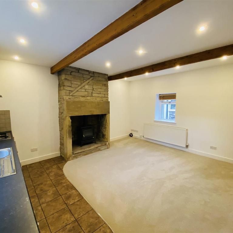 2 bedroom terraced house to rent - Photo 1