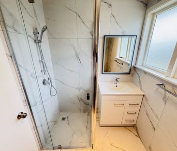 MANUREWA, 3 BEDROOMS - Photo 1