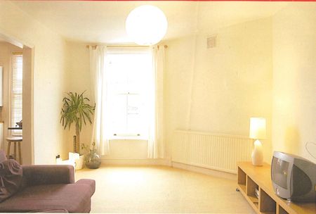 2 Bedroom Flat for Rent in Lower Clapton - Photo 2