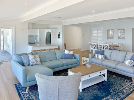 WATERFRONT BLISS - EFFORTLESS LAKESIDE LIVING IN BEAUTIFUL BOLTON POINT - Photo 4