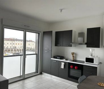 Location appartement 1 pièce - 27m² à Villefranche-sur-saône (69400) - Photo 1