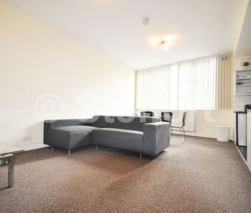 Camden Road, N7, London - Photo 2