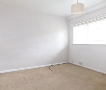 Ashwood Road, Nuneaton - Photo 1