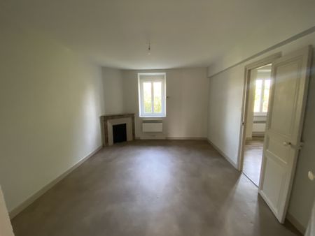 Location Appartement 2 pièces 53m² MARMAGNE 71710 - Photo 2