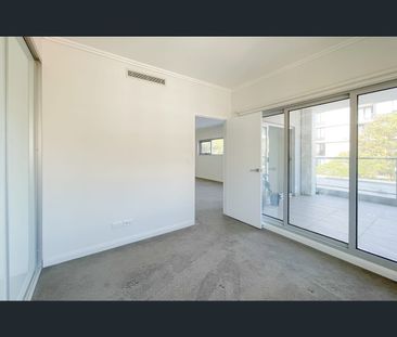 302/9-13 Birdwood Avenue, Lane Cove, NSW 2066 - Photo 4