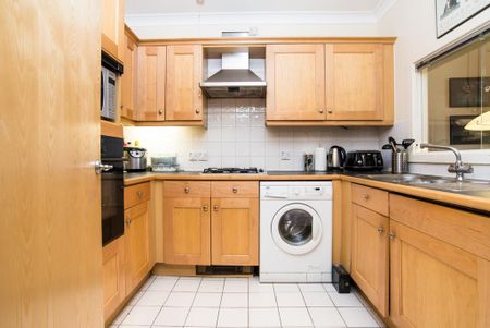 2 bedroom flat to rent - Photo 5