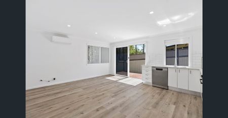 Bright and Sunny - Photo 5