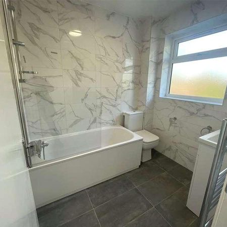 Whitefoot Lane, Bromley, BR1 - Photo 3