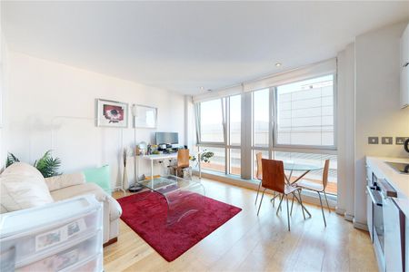 Fairmont Avenue, London, E14 9JA - Photo 2