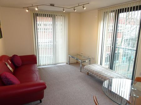 2 bedroom apartment to rent - Photo 2