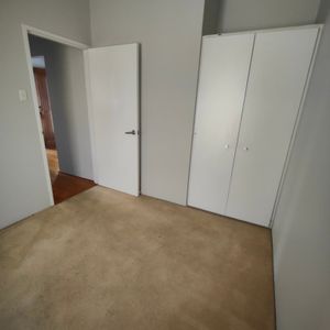 South Perth - Photo 2