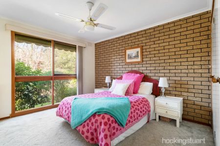 Sell Your Car - Photo 2