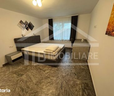 Apartament cu 2 camere, decomandat, 65mp, Zona Ultracentral - Photo 5