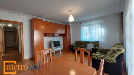 Piso de alquiler en Calle Fernando de Rojas, Salesas - Photo 4